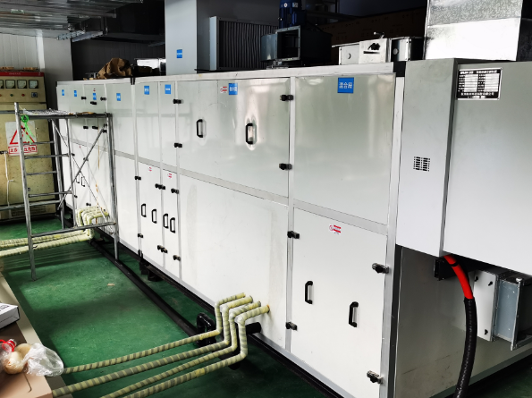 杭州蕭山制藥廠大風(fēng)量轉(zhuǎn)輪除濕機(jī)組 - 副本.jpg